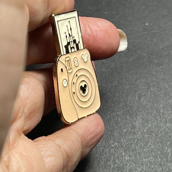 Mickey Mouse Camera Lapel Pin Hidden Mickey Badge Brooch Accessories Jewelry Pin - Picture 7 of 10